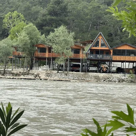 Rio Adventures Rafting Koepruelue Kanyon Bed & Breakfast *
