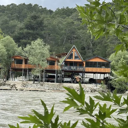 Rio Adventures Rafting Koepruelue Kanyon Bed & Breakfast *